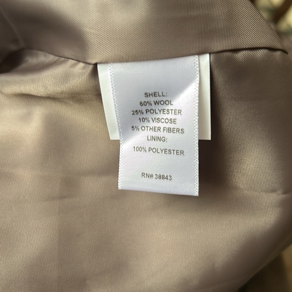T Tahari Wool Wrap Coat, Size M - Picture 6 of 6